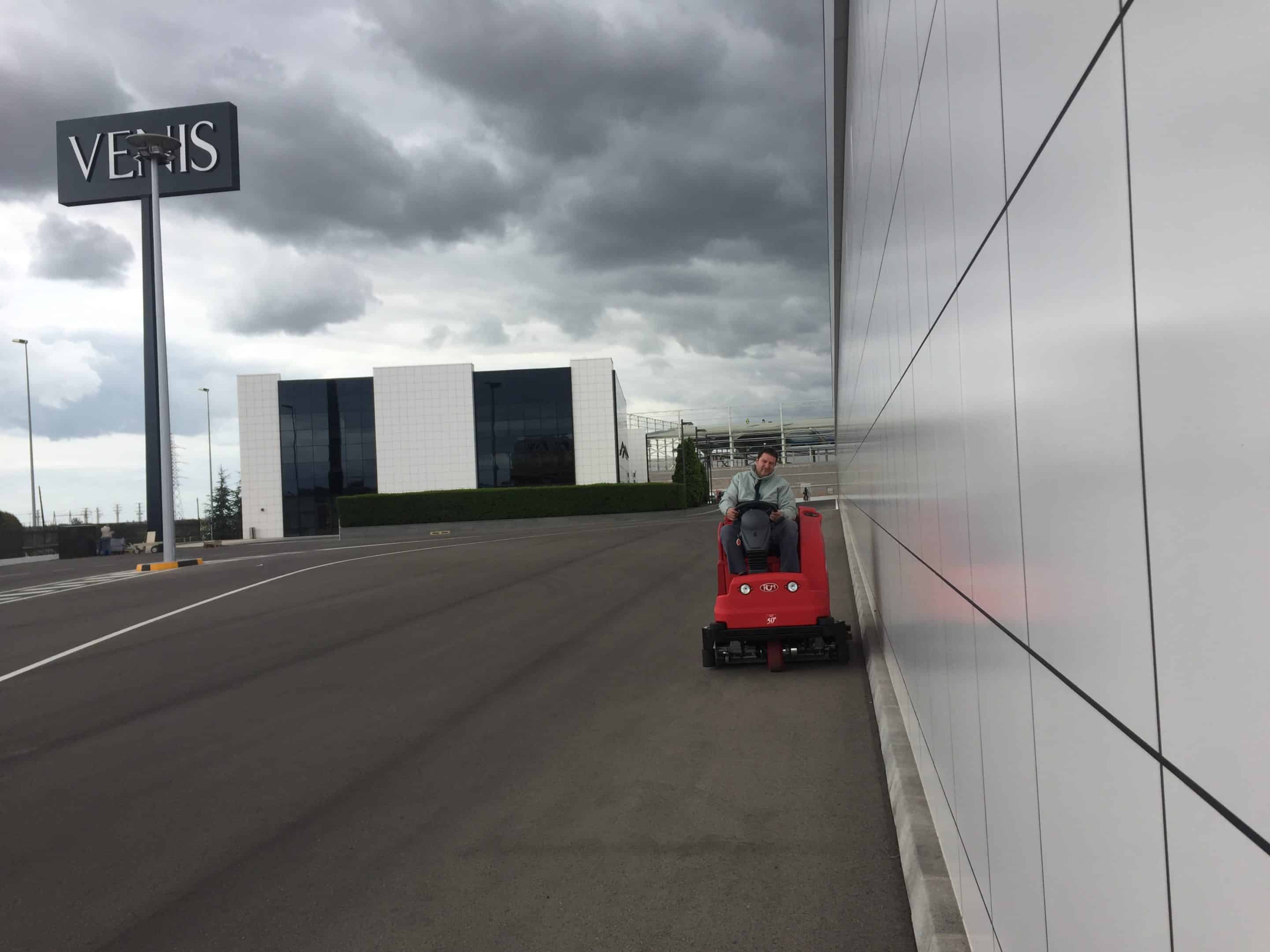 La maquinaria de RCM Ibérica presente en el GRUPO PORCELANOSA